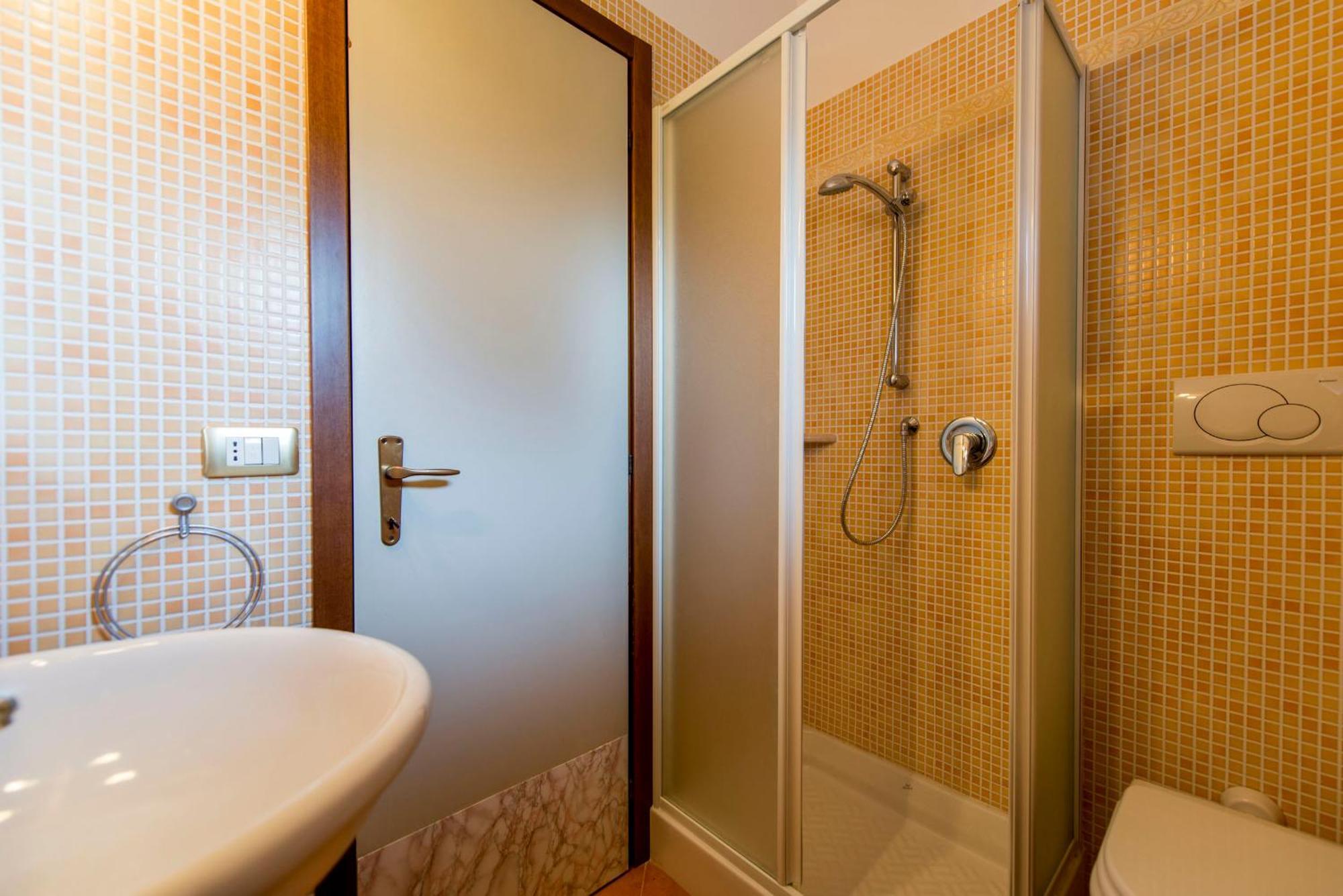 Italianflat - Peschiera Residence Peschiera del Garda Exterior photo