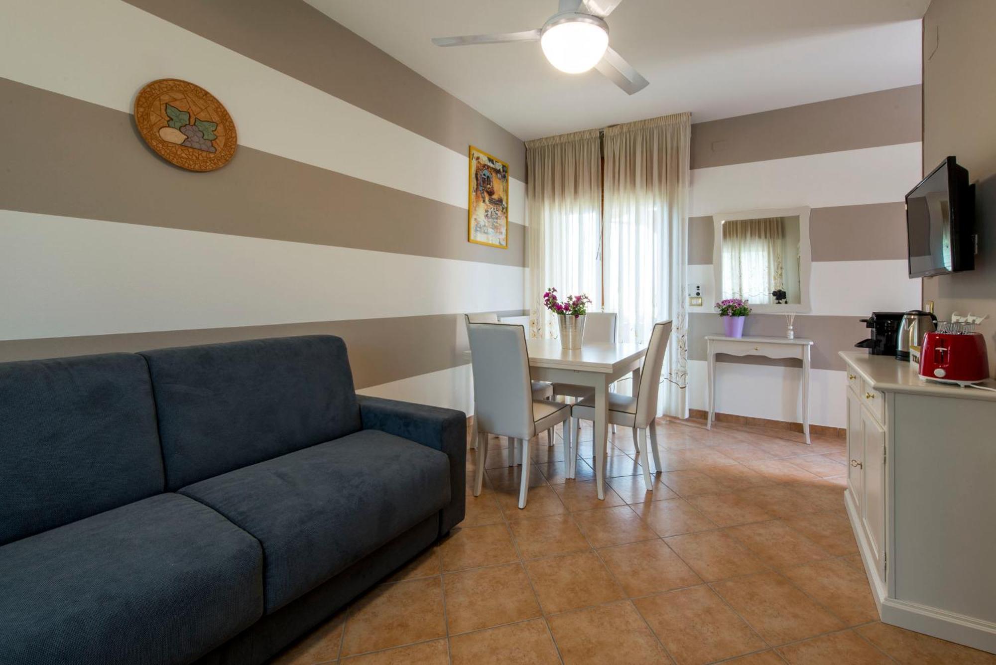 Italianflat - Peschiera Residence Peschiera del Garda Exterior photo