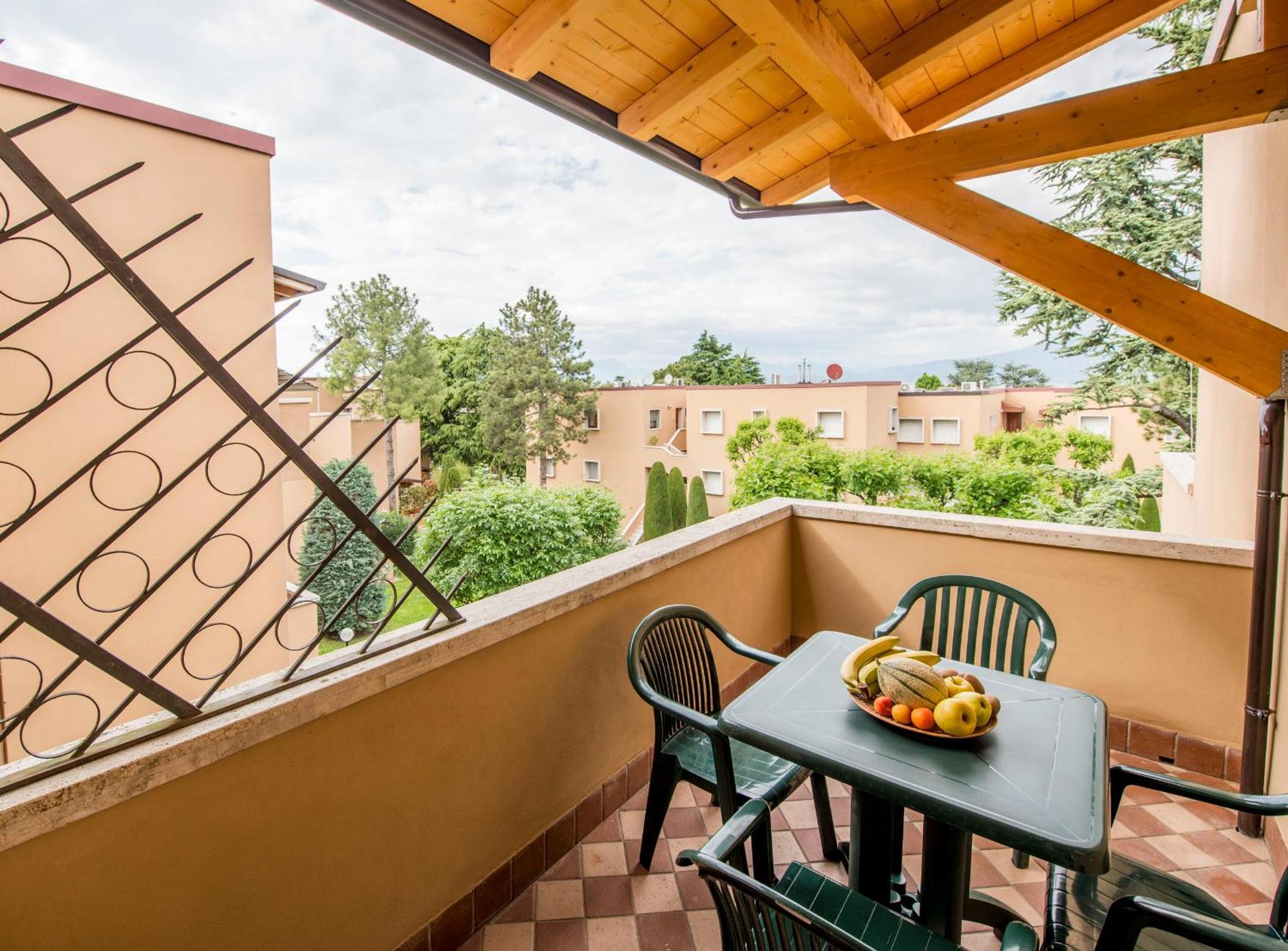 Italianflat - Peschiera Residence Peschiera del Garda Exterior photo